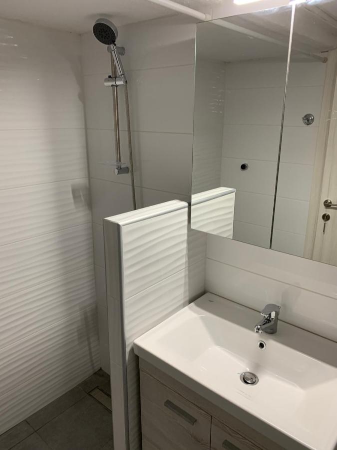 30m From The Sea Apartment *