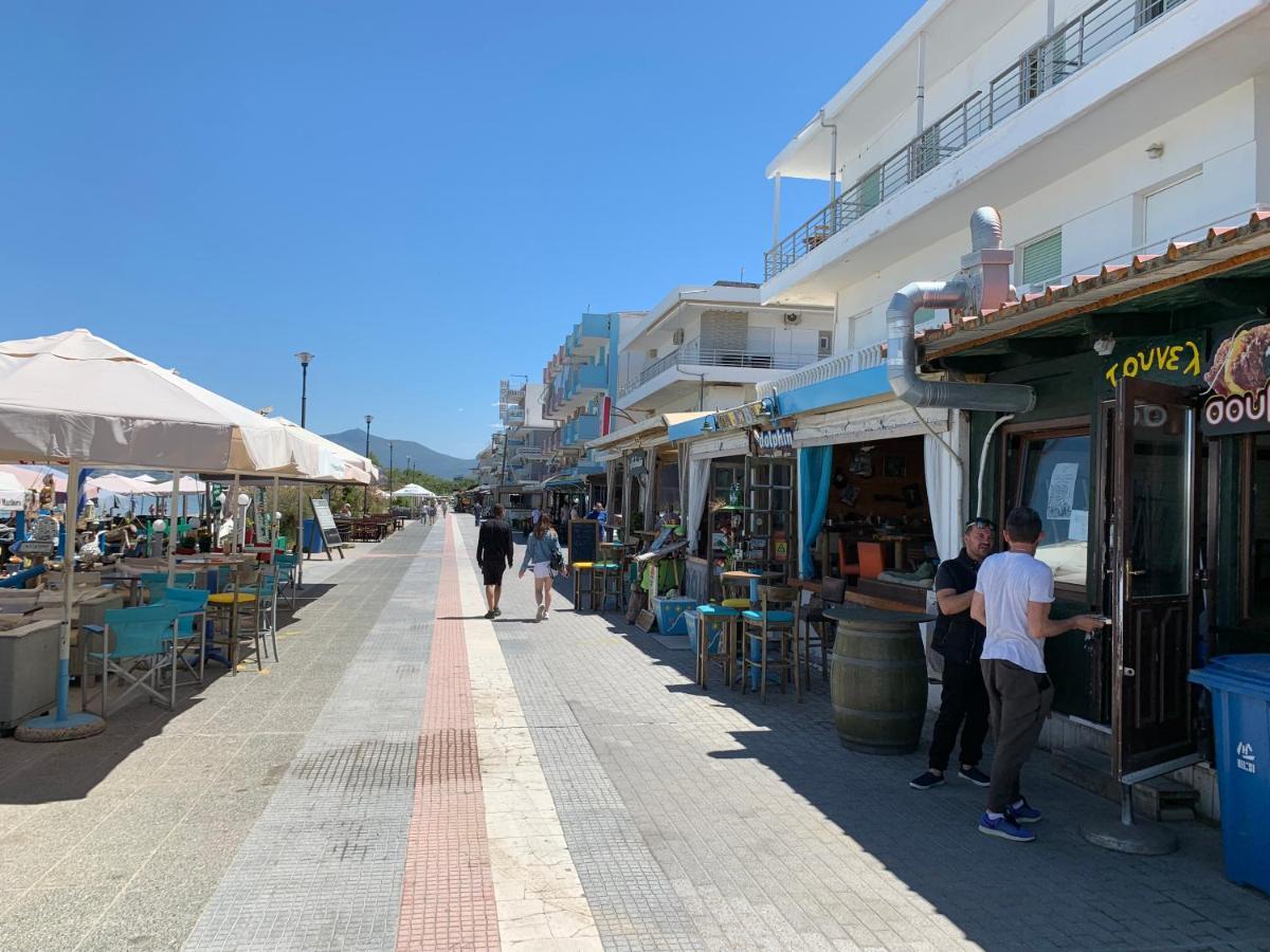 30m From The Sea Apartment *